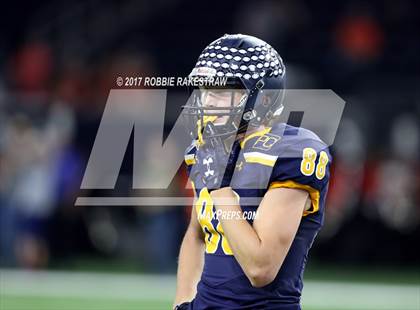 Thumbnail 3 in Texas vs. Highland Park (UIL 5A Division 1 Bi-District) photogallery.