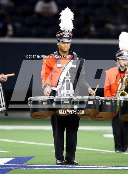 Thumbnail 2 in Texas vs. Highland Park (UIL 5A Division 1 Bi-District) photogallery.