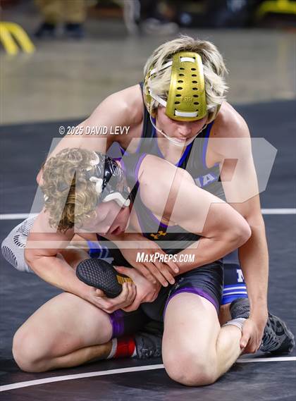 Thumbnail 1 in AIA Finals (Div 1) photogallery.