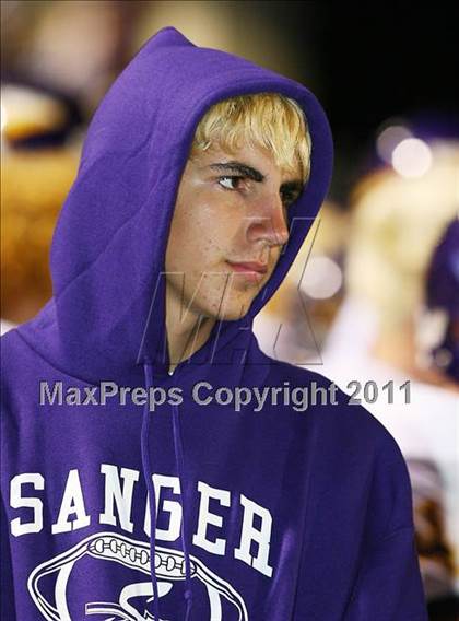 Thumbnail 3 in Sanger vs. Celina (3A Division 1 Region 2 Bi-District Playoffs) photogallery.