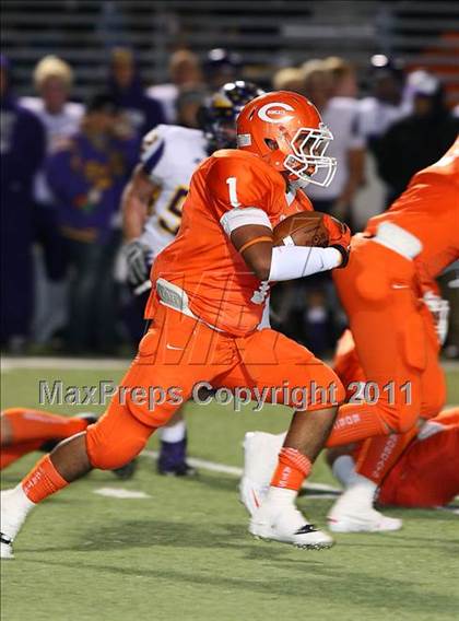 Thumbnail 3 in Sanger vs. Celina (3A Division 1 Region 2 Bi-District Playoffs) photogallery.