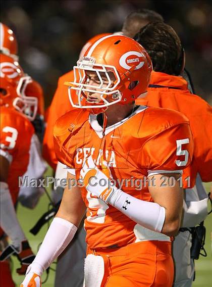 Thumbnail 2 in Sanger vs. Celina (3A Division 1 Region 2 Bi-District Playoffs) photogallery.