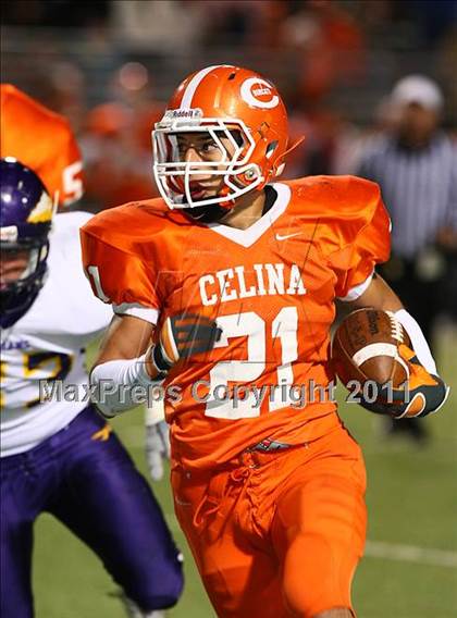 Thumbnail 1 in Sanger vs. Celina (3A Division 1 Region 2 Bi-District Playoffs) photogallery.