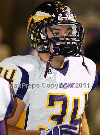 Thumbnail 3 in Sanger vs. Celina (3A Division 1 Region 2 Bi-District Playoffs) photogallery.