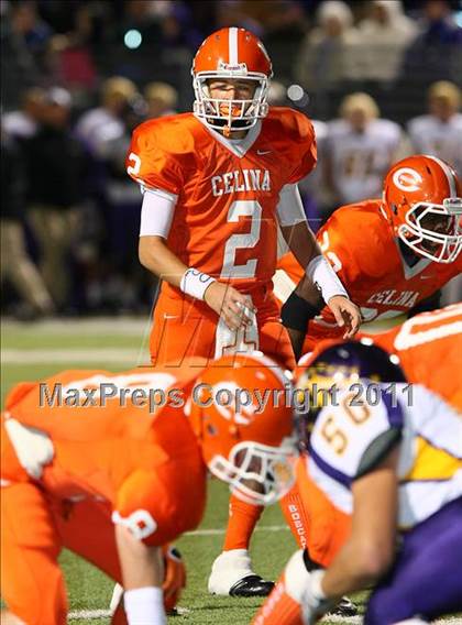 Thumbnail 2 in Sanger vs. Celina (3A Division 1 Region 2 Bi-District Playoffs) photogallery.