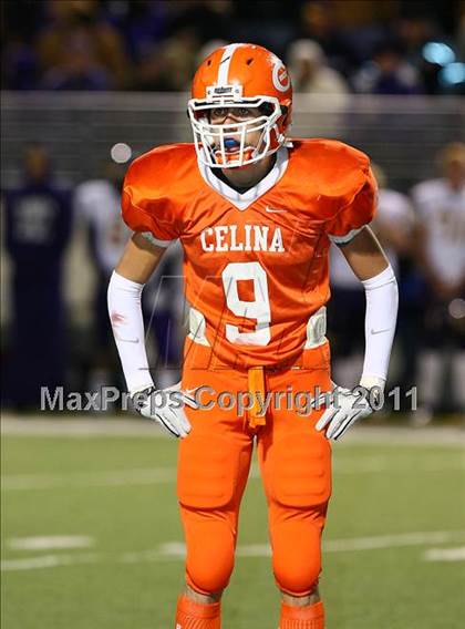 Thumbnail 2 in Sanger vs. Celina (3A Division 1 Region 2 Bi-District Playoffs) photogallery.