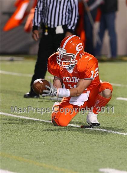 Thumbnail 3 in Sanger vs. Celina (3A Division 1 Region 2 Bi-District Playoffs) photogallery.