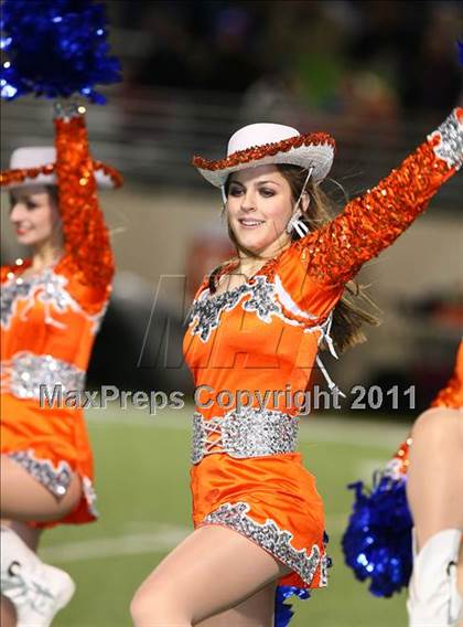 Thumbnail 3 in Sanger vs. Celina (3A Division 1 Region 2 Bi-District Playoffs) photogallery.