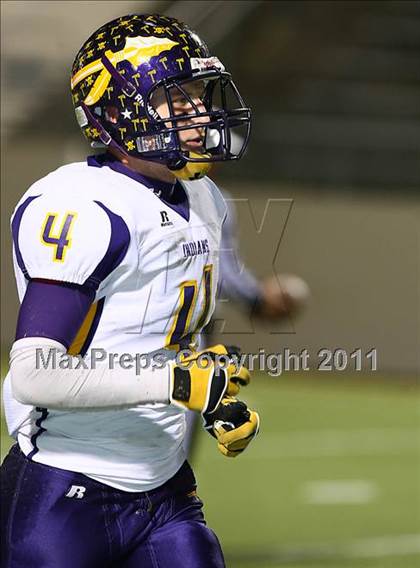 Thumbnail 2 in Sanger vs. Celina (3A Division 1 Region 2 Bi-District Playoffs) photogallery.