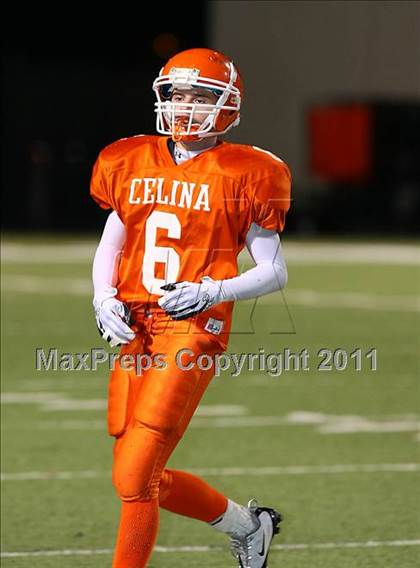 Thumbnail 3 in Sanger vs. Celina (3A Division 1 Region 2 Bi-District Playoffs) photogallery.