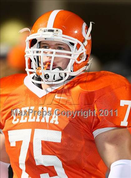 Thumbnail 2 in Sanger vs. Celina (3A Division 1 Region 2 Bi-District Playoffs) photogallery.
