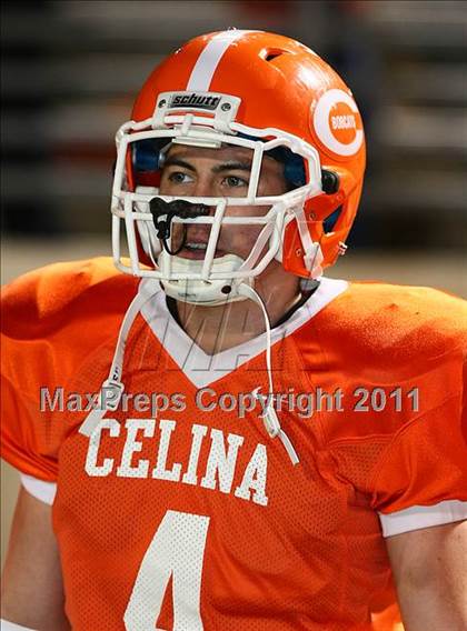 Thumbnail 2 in Sanger vs. Celina (3A Division 1 Region 2 Bi-District Playoffs) photogallery.