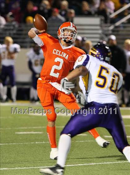 Thumbnail 1 in Sanger vs. Celina (3A Division 1 Region 2 Bi-District Playoffs) photogallery.