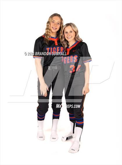 Thumbnail 1 in Chilton County (Team & Individuals) photogallery.