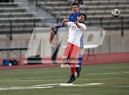Thumbnail 1 in Grandview vs Denver East (CHSAA 5A First Round)  photogallery.