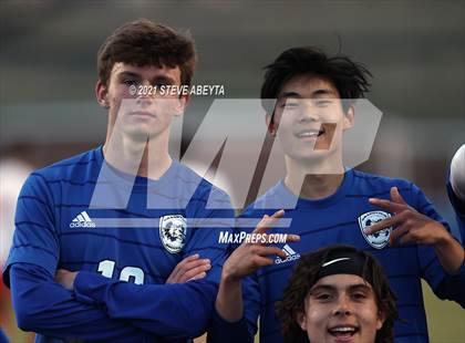 Thumbnail 1 in Grandview vs Denver East (CHSAA 5A First Round)  photogallery.