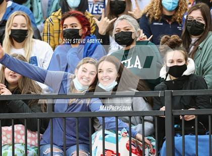 Thumbnail 3 in Grandview vs Denver East (CHSAA 5A First Round)  photogallery.