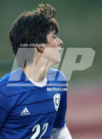 Thumbnail 2 in Grandview vs Denver East (CHSAA 5A First Round)  photogallery.