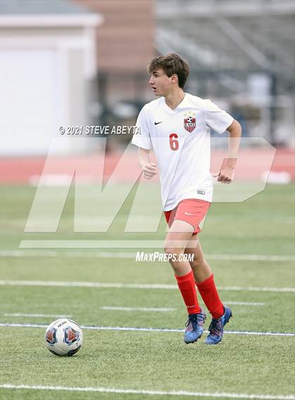 Thumbnail 3 in Grandview vs Denver East (CHSAA 5A First Round)  photogallery.
