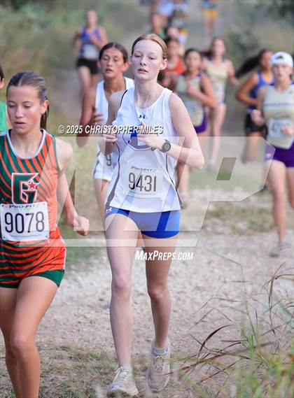 Thumbnail 2 in UIL Cross Country 4A District 24 Qualifier photogallery.
