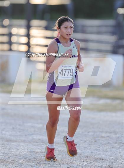Thumbnail 2 in UIL Cross Country 4A District 24 Qualifier photogallery.