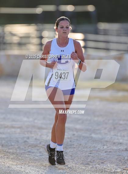 Thumbnail 1 in UIL Cross Country 4A District 24 Qualifier photogallery.