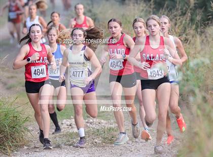 Thumbnail 2 in UIL Cross Country 4A District 24 Qualifier photogallery.