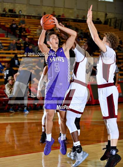Thumbnail 3 in St. Augustine vs. JSerra Catholic (Nike Extravaganza) photogallery.