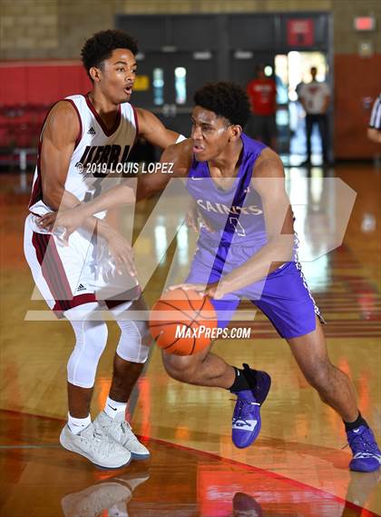 Thumbnail 2 in St. Augustine vs. JSerra Catholic (Nike Extravaganza) photogallery.