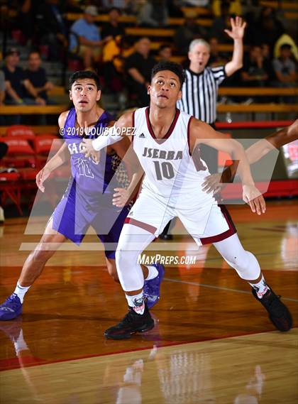 Thumbnail 1 in St. Augustine vs. JSerra Catholic (Nike Extravaganza) photogallery.