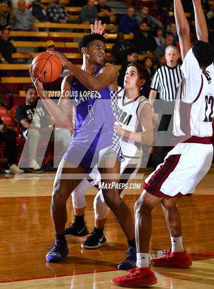 Thumbnail 2 in St. Augustine vs. JSerra Catholic (Nike Extravaganza) photogallery.