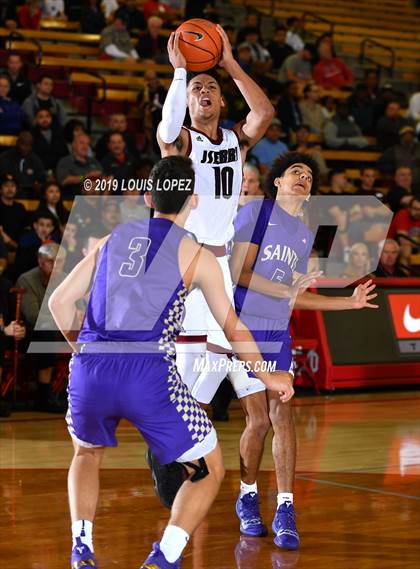 Thumbnail 1 in St. Augustine vs. JSerra Catholic (Nike Extravaganza) photogallery.
