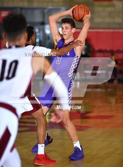 Thumbnail 2 in St. Augustine vs. JSerra Catholic (Nike Extravaganza) photogallery.