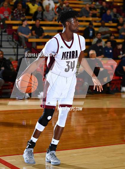 Thumbnail 3 in St. Augustine vs. JSerra Catholic (Nike Extravaganza) photogallery.