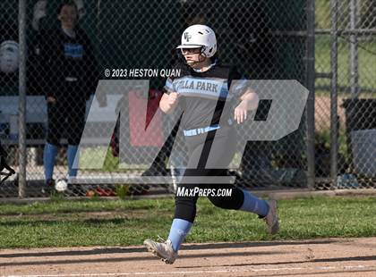 Thumbnail 2 in Villa Park @ Foothill photogallery.