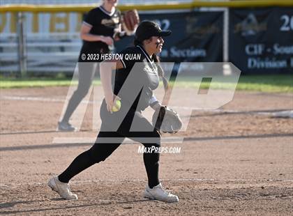 Thumbnail 1 in Villa Park @ Foothill photogallery.