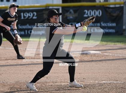 Thumbnail 3 in Villa Park @ Foothill photogallery.