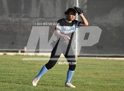 Thumbnail 3 in Villa Park @ Foothill photogallery.
