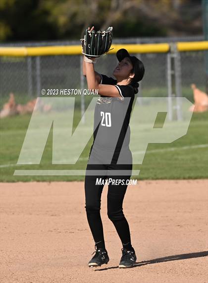 Thumbnail 2 in Villa Park @ Foothill photogallery.
