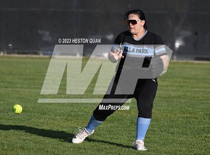 Thumbnail 2 in Villa Park @ Foothill photogallery.
