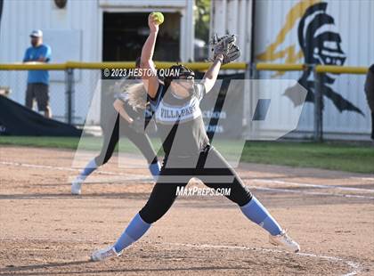 Thumbnail 1 in Villa Park @ Foothill photogallery.