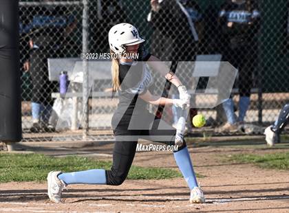 Thumbnail 1 in Villa Park @ Foothill photogallery.