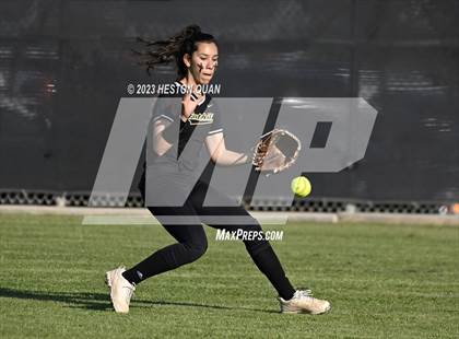 Thumbnail 1 in Villa Park @ Foothill photogallery.