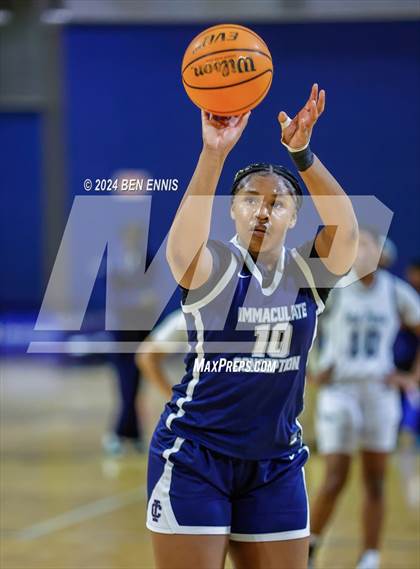 Thumbnail 3 in Immaculate Conception vs. St. Francis (She Got Game Classic) photogallery.