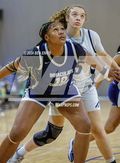 Thumbnail 3 in Immaculate Conception vs. St. Francis (She Got Game Classic) photogallery.