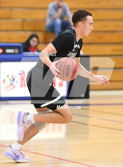 Thumbnail 3 in Highland vs. Moon Valley (Beyond Basketball Thanksgiving Tournament) photogallery.