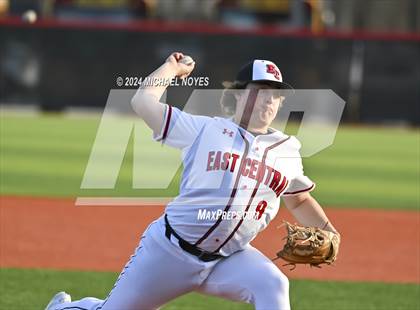 Thumbnail 2 in Shelbyville @ East Central photogallery.