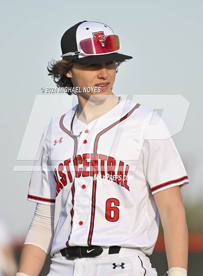 Thumbnail 2 in Shelbyville @ East Central photogallery.