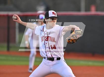 Thumbnail 1 in Shelbyville @ East Central photogallery.