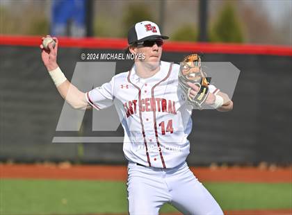 Thumbnail 3 in Shelbyville @ East Central photogallery.